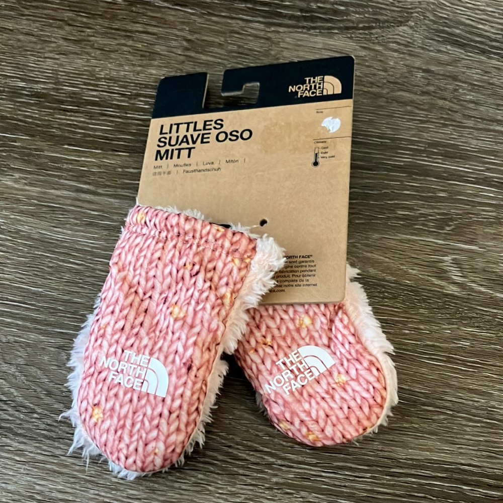 Baby girl mittens